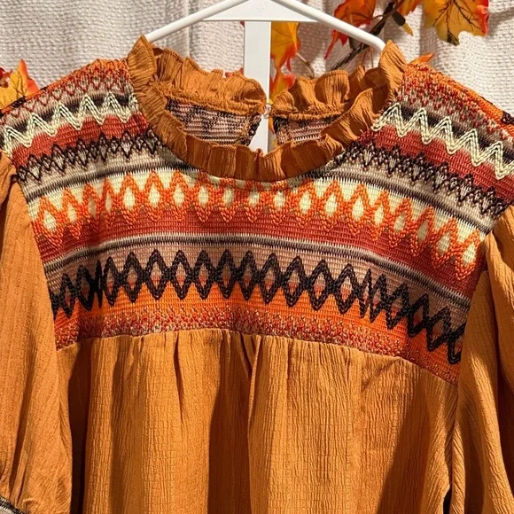 Boho 70’s vibe Embroidered Detailed top Sz.XL rusk orange color - Picture 3 of 11